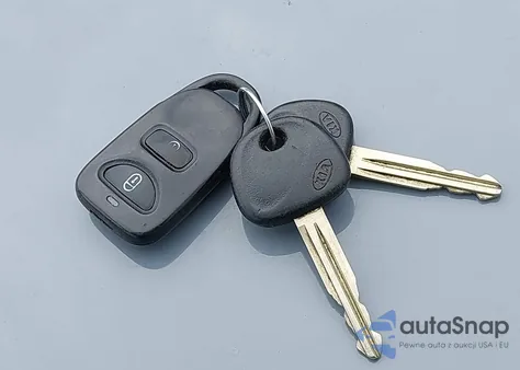 2010 Kia Soul + from USA, damaged, VIN KNDJT2A22A7151406